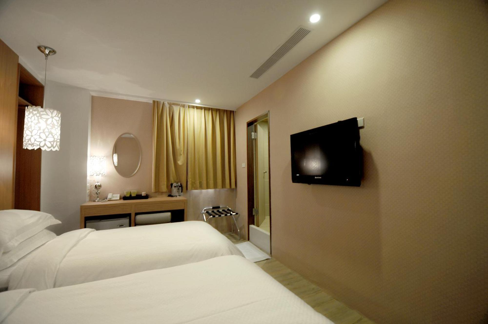 The Riverside Hotel Heng-ch'un Quarto foto